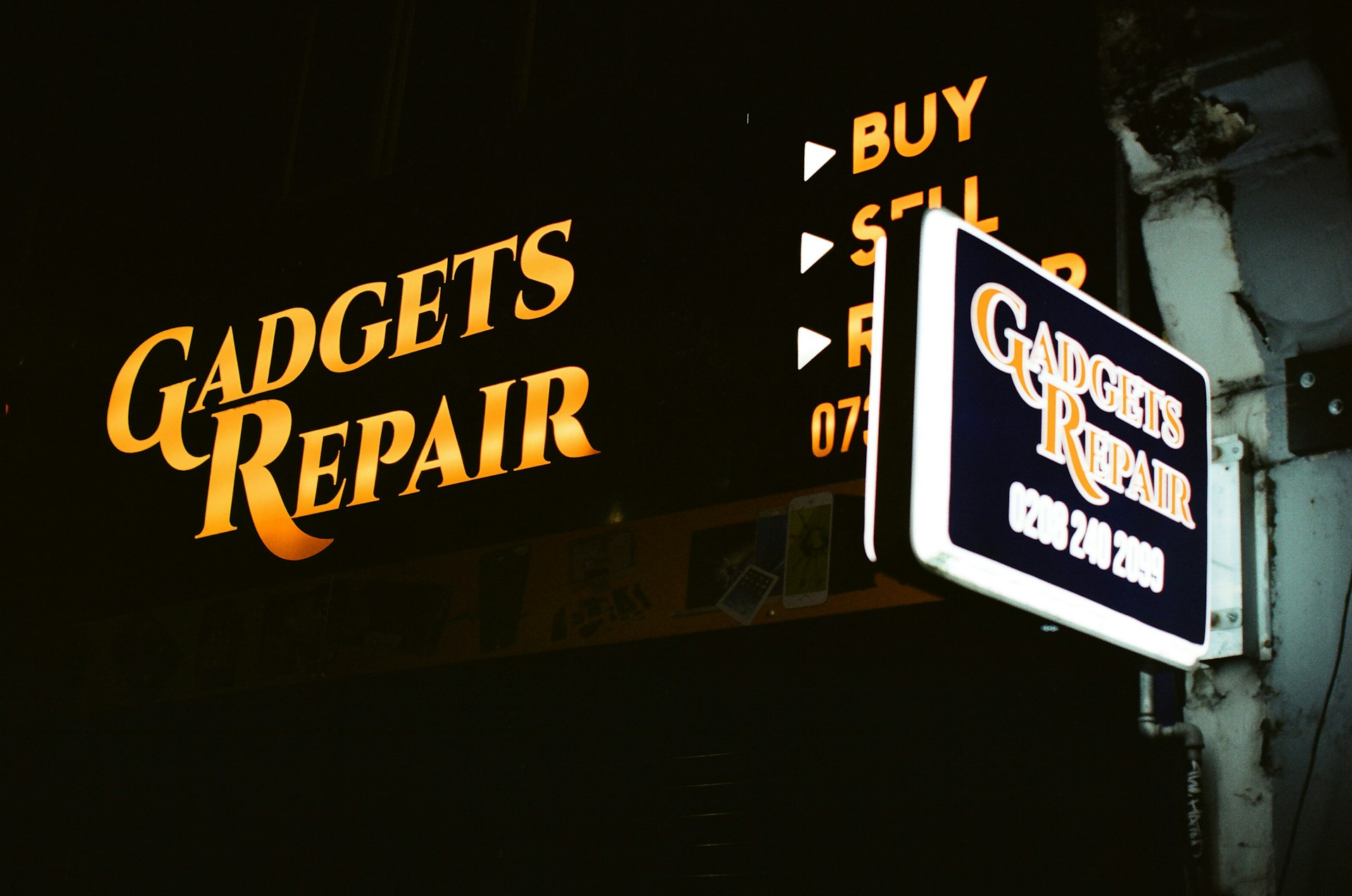 I Waited Too Long to Sell My iPhone — Here's How Much Money I Lost